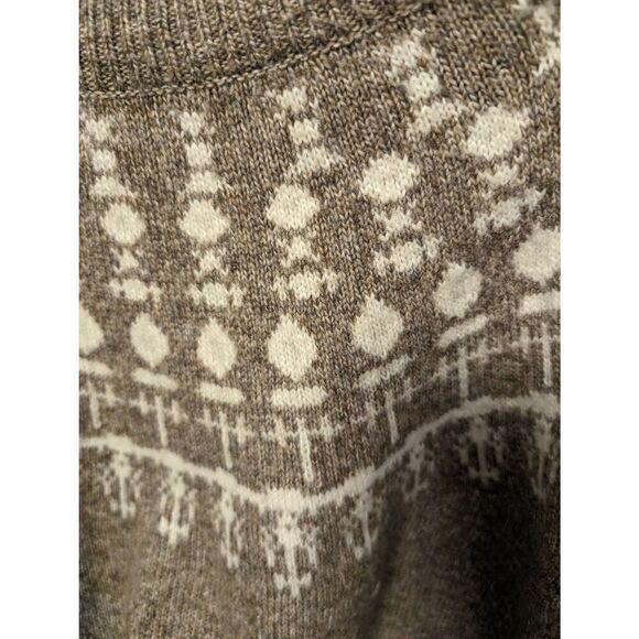 Free Assembly Gray and White Sweater with Mock Neck Womens Medium - Picture 4 of 6